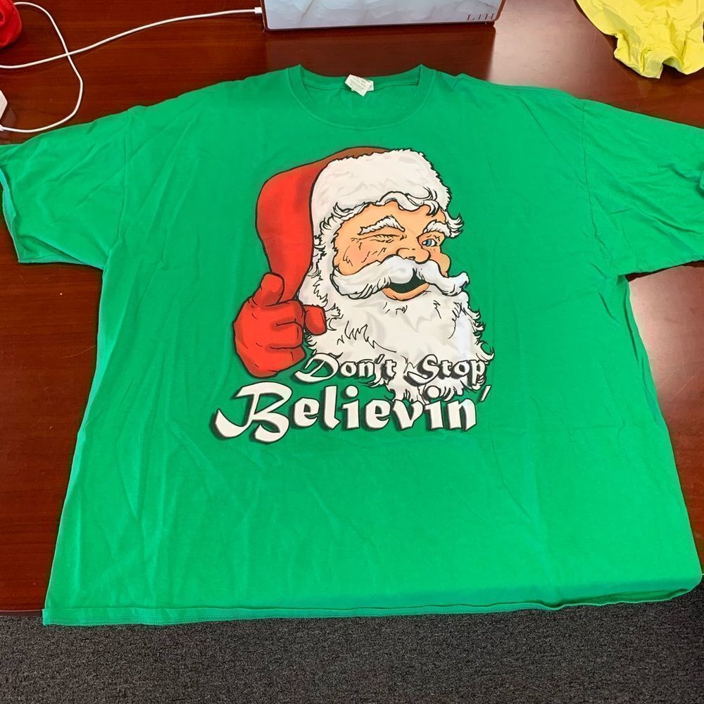 Santa Don’t Stop Believin’ Christmas T-Shirt sz 3XL EUC
